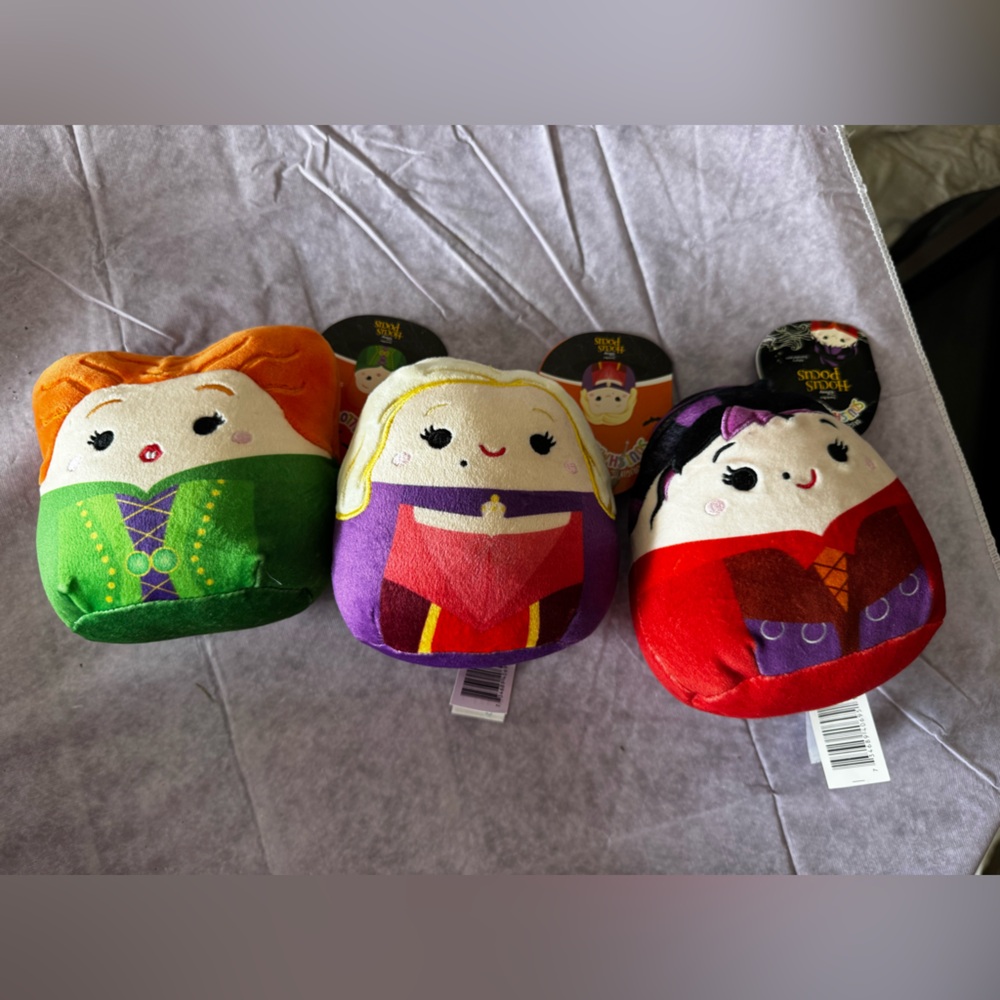 Disney’s Hocus Pocus Squishmallows NWT